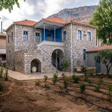 Englezena'S Guesthouse Leonídion 외부 사진