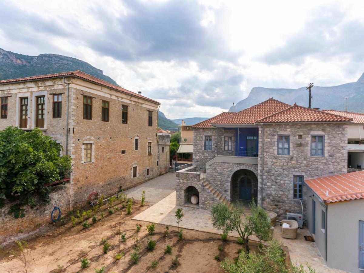 Englezena'S Guesthouse Leonídion 외부 사진